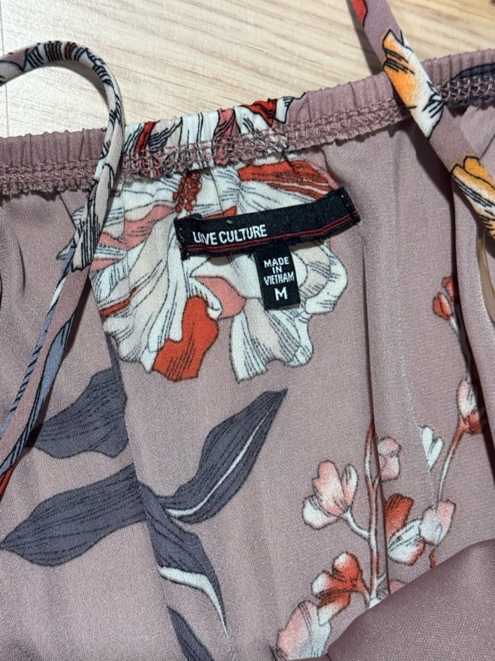 Love Culture | Mauve Floral Wide-Leg Jumpsuit - Picture 3 of 6